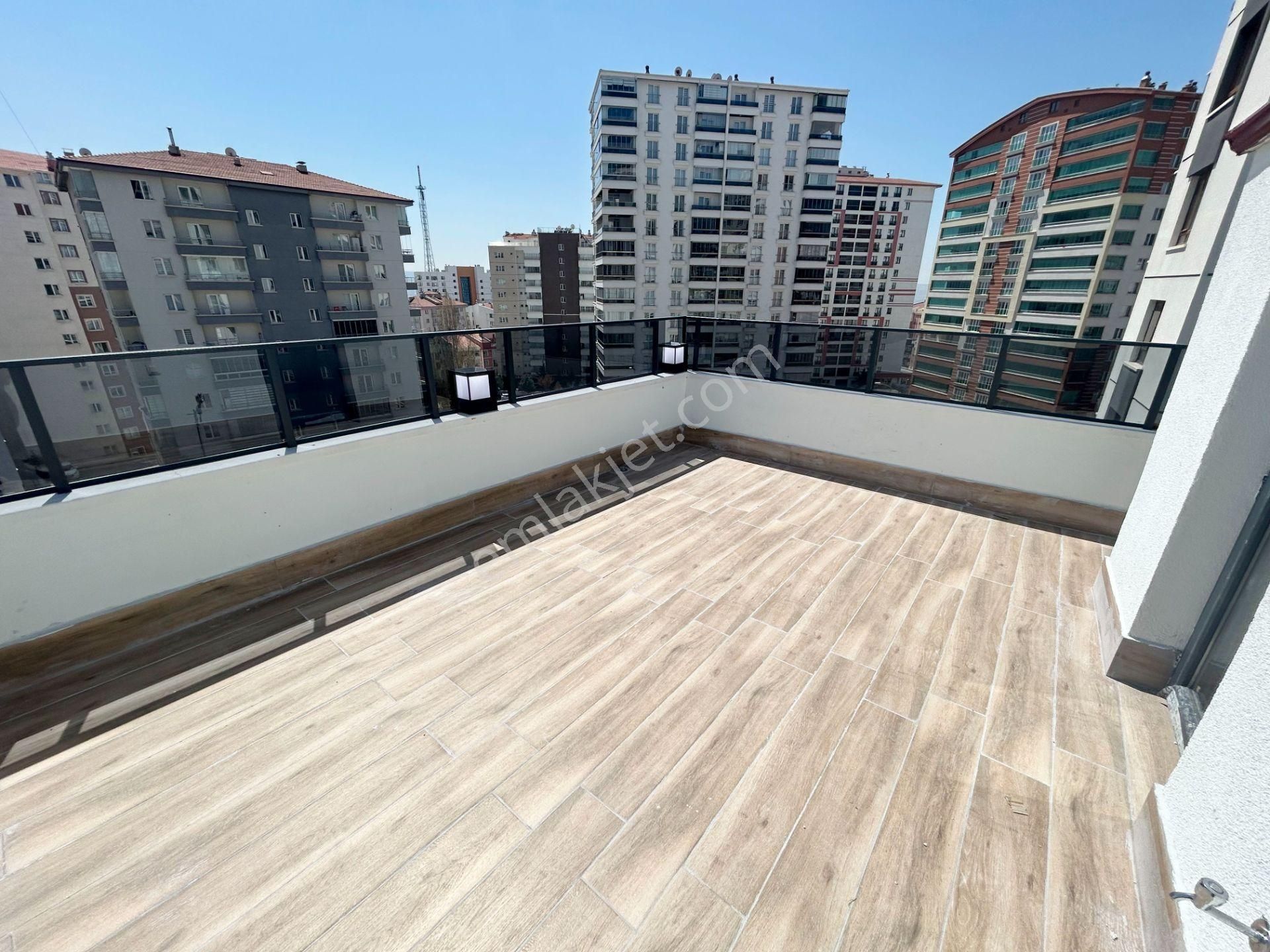 2+1 Sıfır Harika Lokasyonda Teras Balkonlu Asansörlü Daire! - Görsel 33