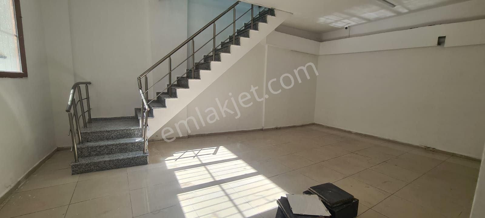 Ana Cadde Üzerinde Yeni Binada Behçeli Kiralık Dükkan