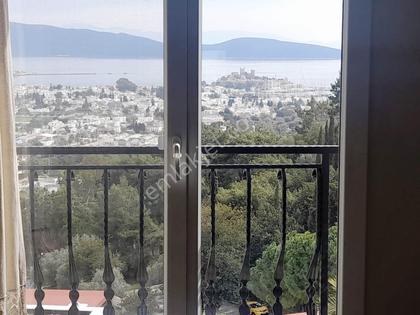 Bodrum Merkez Site İçi Full Deniz Manzaralı Satılık Üst Kat Daire - Görsel 10