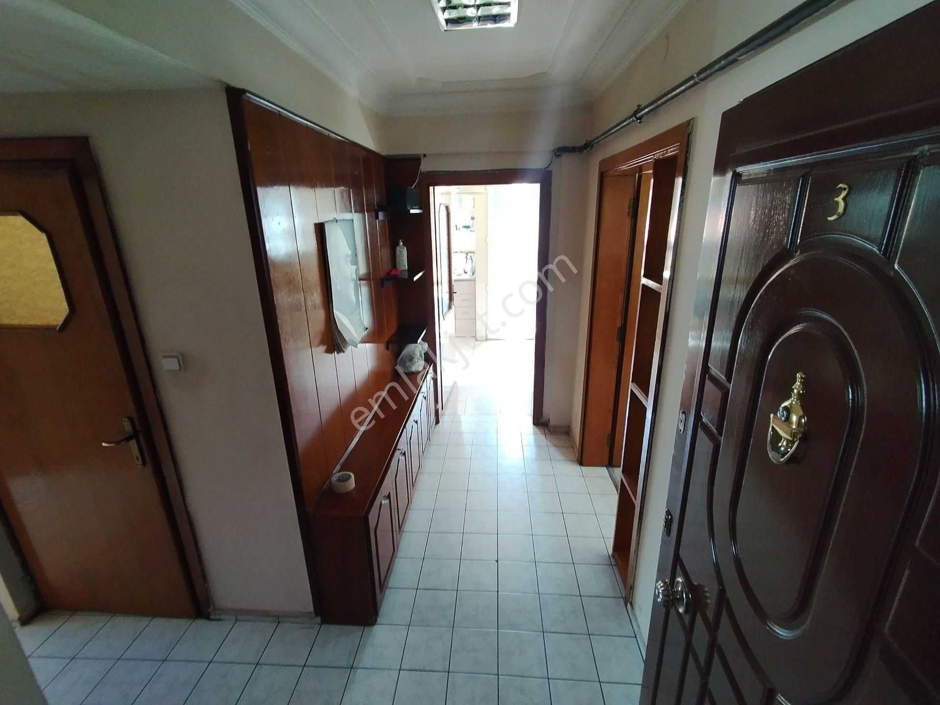 15 Mayıs Mahallesi Denizli Çarşısı Arkası 3 Cepeli Arakat İşyeri Kiracılı Önü Açık Köşe Daire - Görsel 10