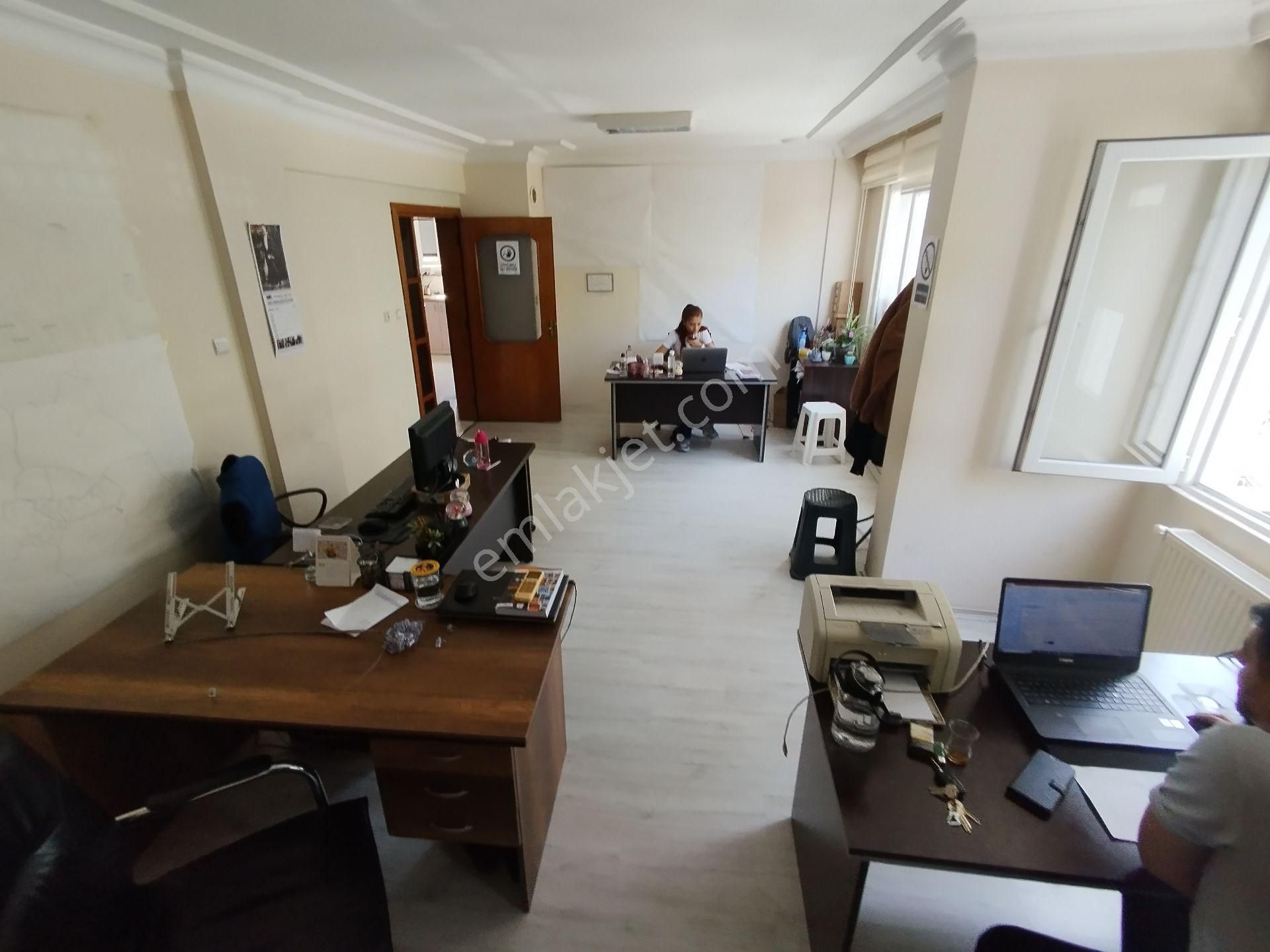 15 Mayıs Mahallesi Denizli Çarşısı Arkası 3 Cepeli Arakat İşyeri Kiracılı Önü Açık Köşe Daire - Görsel 4