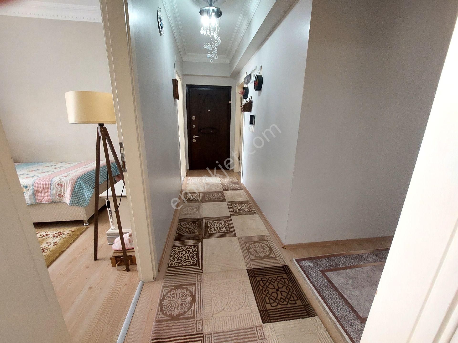 Gaziosmanpaşa Küçükköy De Satılık Daire Birinci Kat 3+1 135 M2 - Görsel 14