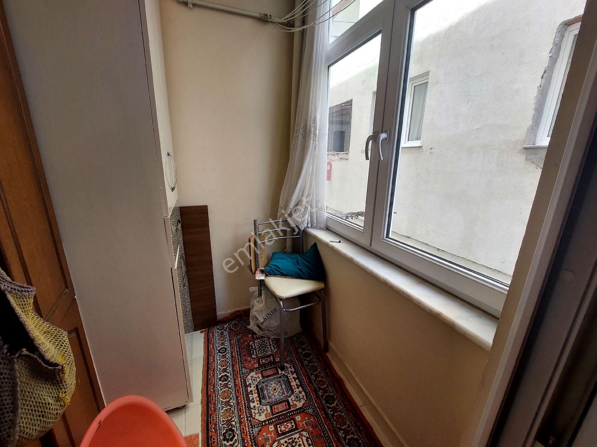 Gaziosmanpaşa Küçükköy De Satılık Daire Birinci Kat 3+1 135 M2 - Görsel 13