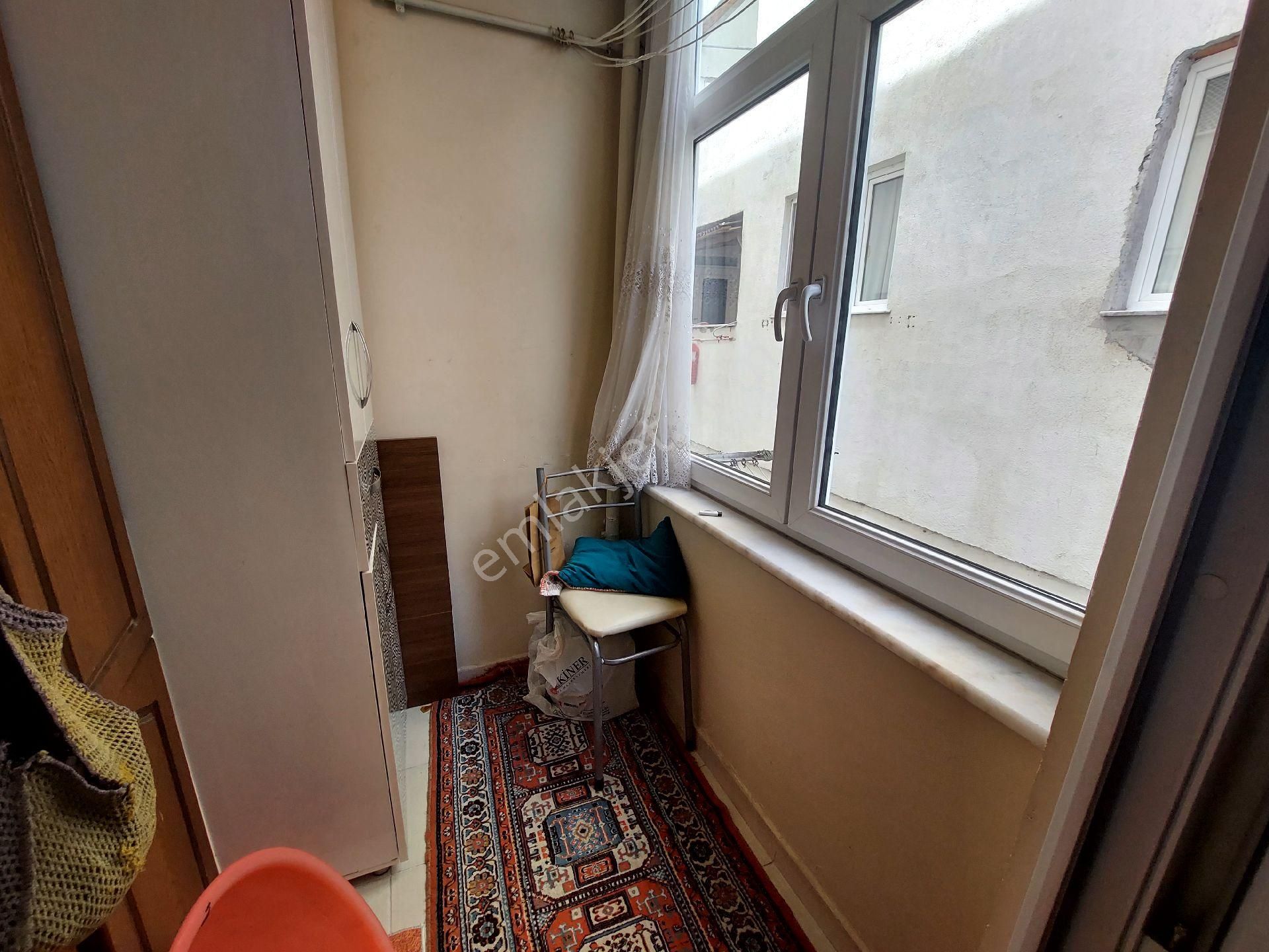 Gaziosmanpaşa Küçükköy De Satılık Daire Birinci Kat 3+1 135 M2 - Görsel 12