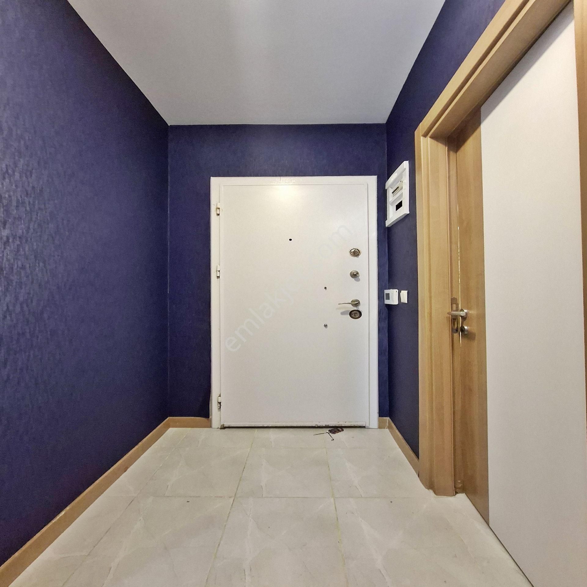 Cumhuriyet Metrobuse 2 Dk Mesafede Satılık Kaçırılmayacak Fırsat Daire - Görsel 22