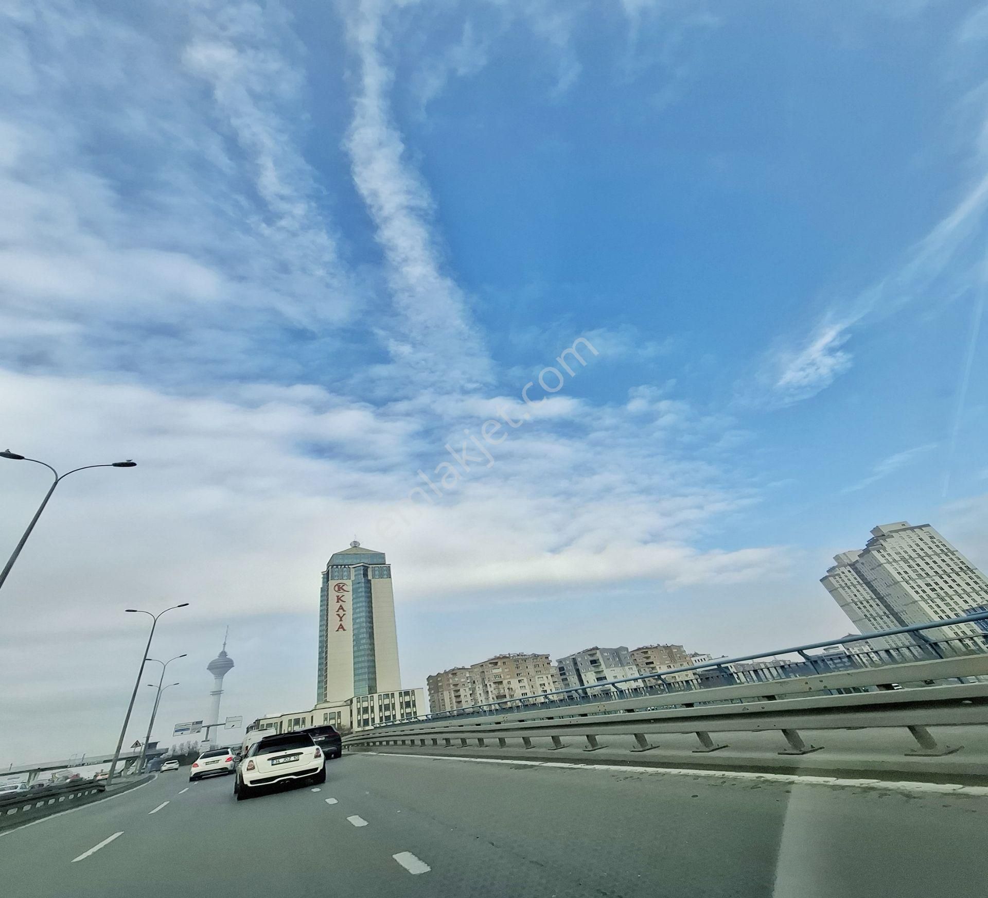 Cumhuriyet Metrobuse 2 Dk Mesafede Satılık Kaçırılmayacak Fırsat Daire - Görsel 28