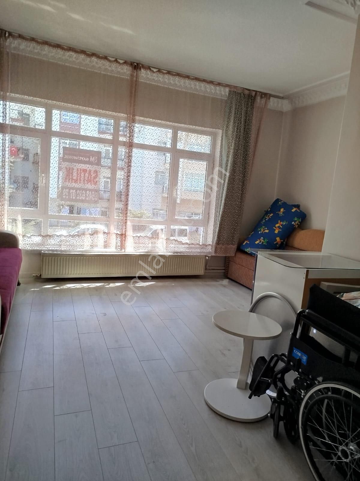 Abidinpaşa'da 110m2 3+1 Full Yapılı Çift Balkon Isı Yalıtımlı 1. Kat Güneydoğu Kombili Satılık Daire