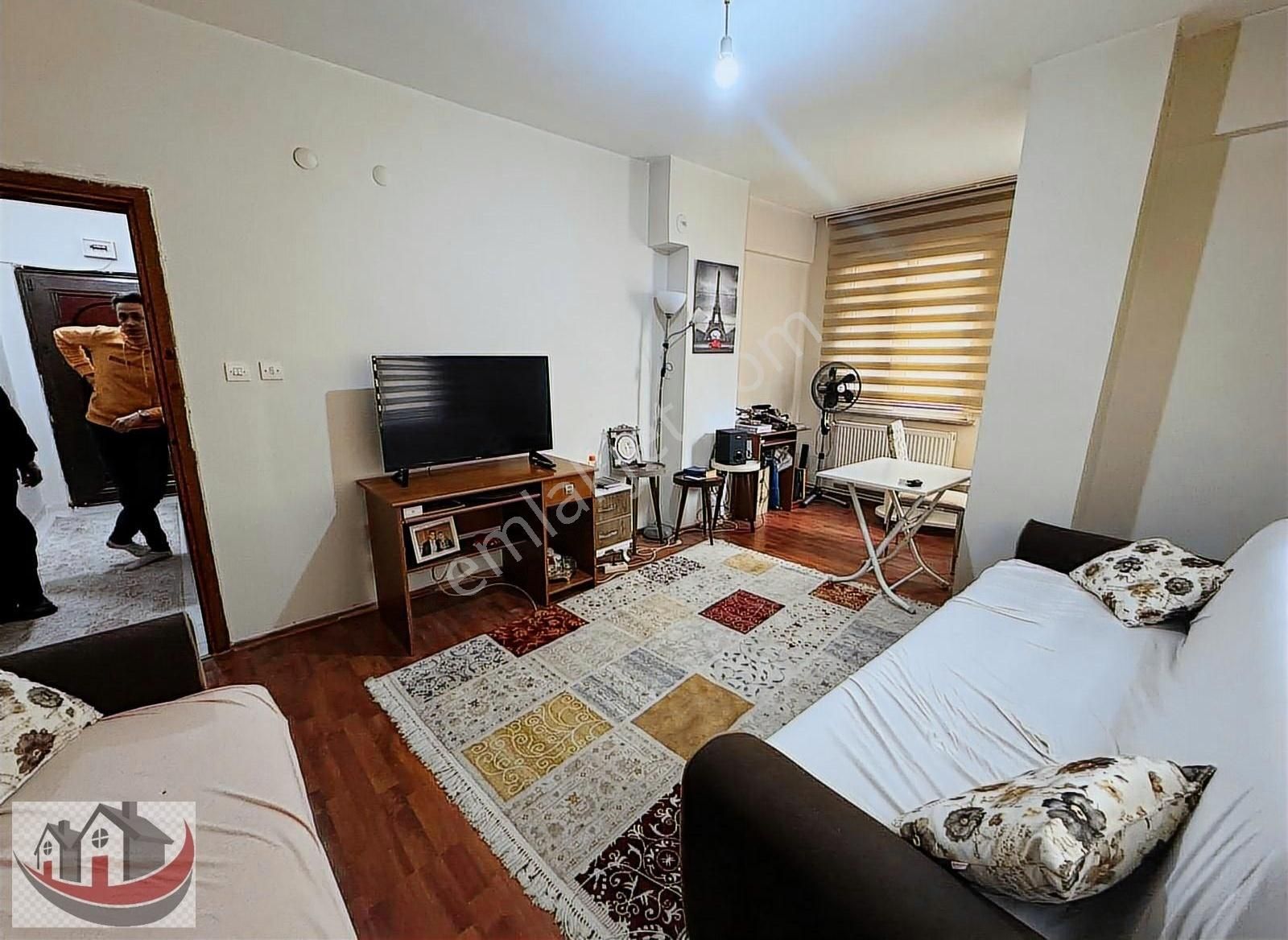 Güneyden Metroya 8 Dakika Yürüme 2+1.90m2 Asansörlü Daire - Görsel 13