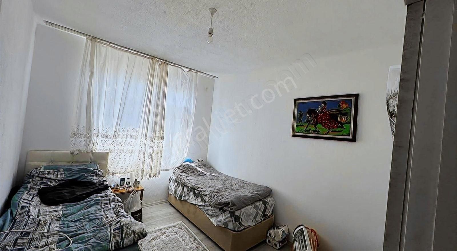 4+1ve İçinde 2+1daire Olmak Üzere Arsamızın İçinde 2 Evi - Görsel 6