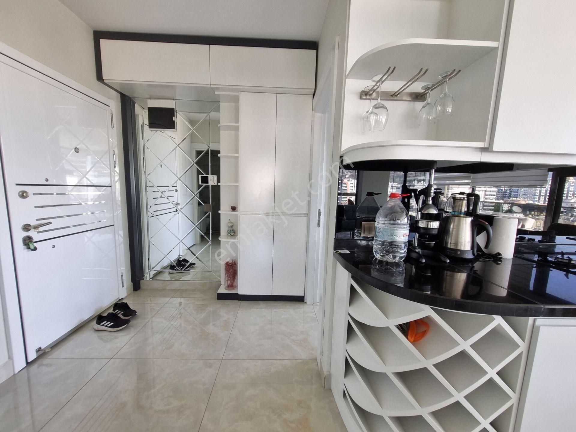 Alanya Mahmutlar’da Denize Sıfır Ultra Lüks Satılık 2+1 Eşyalı Daire - Görsel 11