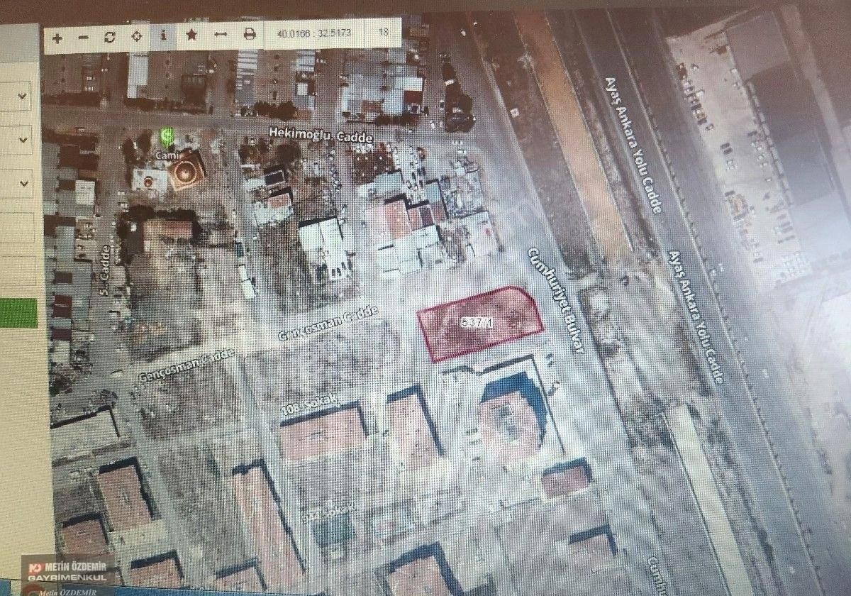 Yenikent Sanayisinde Ticari Arsada 1752m2 Den 273m2si Satılık Arsa - Görsel 2