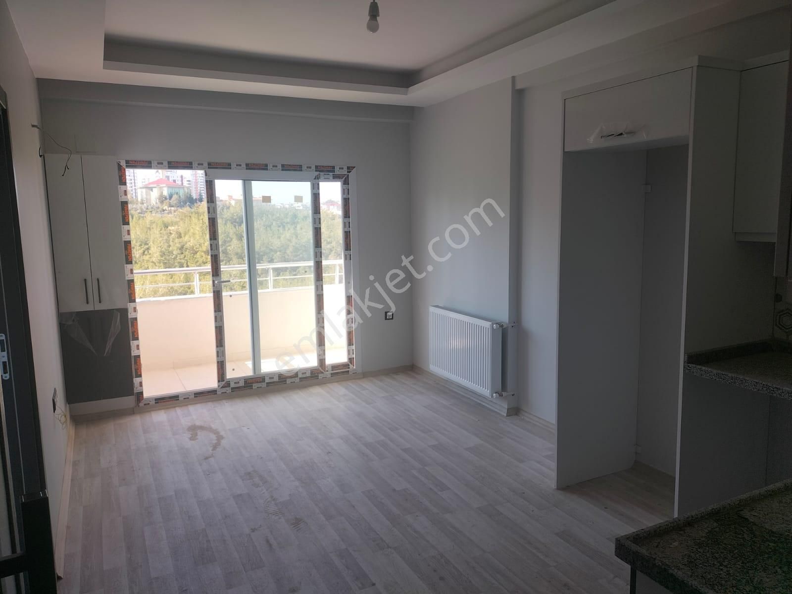 Adana Sarıçam Gültepede Ana Cadde Üzerinde Dolmuşların Güzergahı 1+1 Fırsat Fiyat !! Açıklama Oku