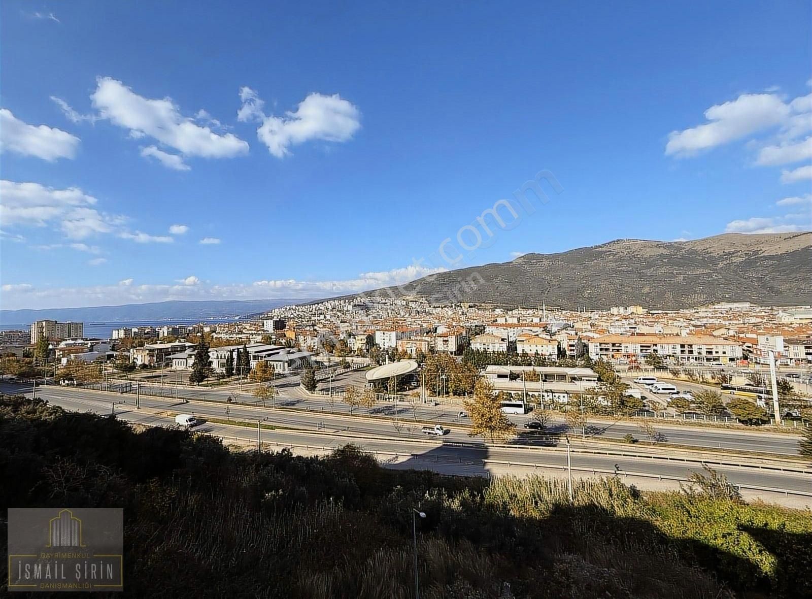 Hisartepe Umurbey Yolu Girşinde Harika Manzaralı Sıfır 3+1 Daire - Görsel 13