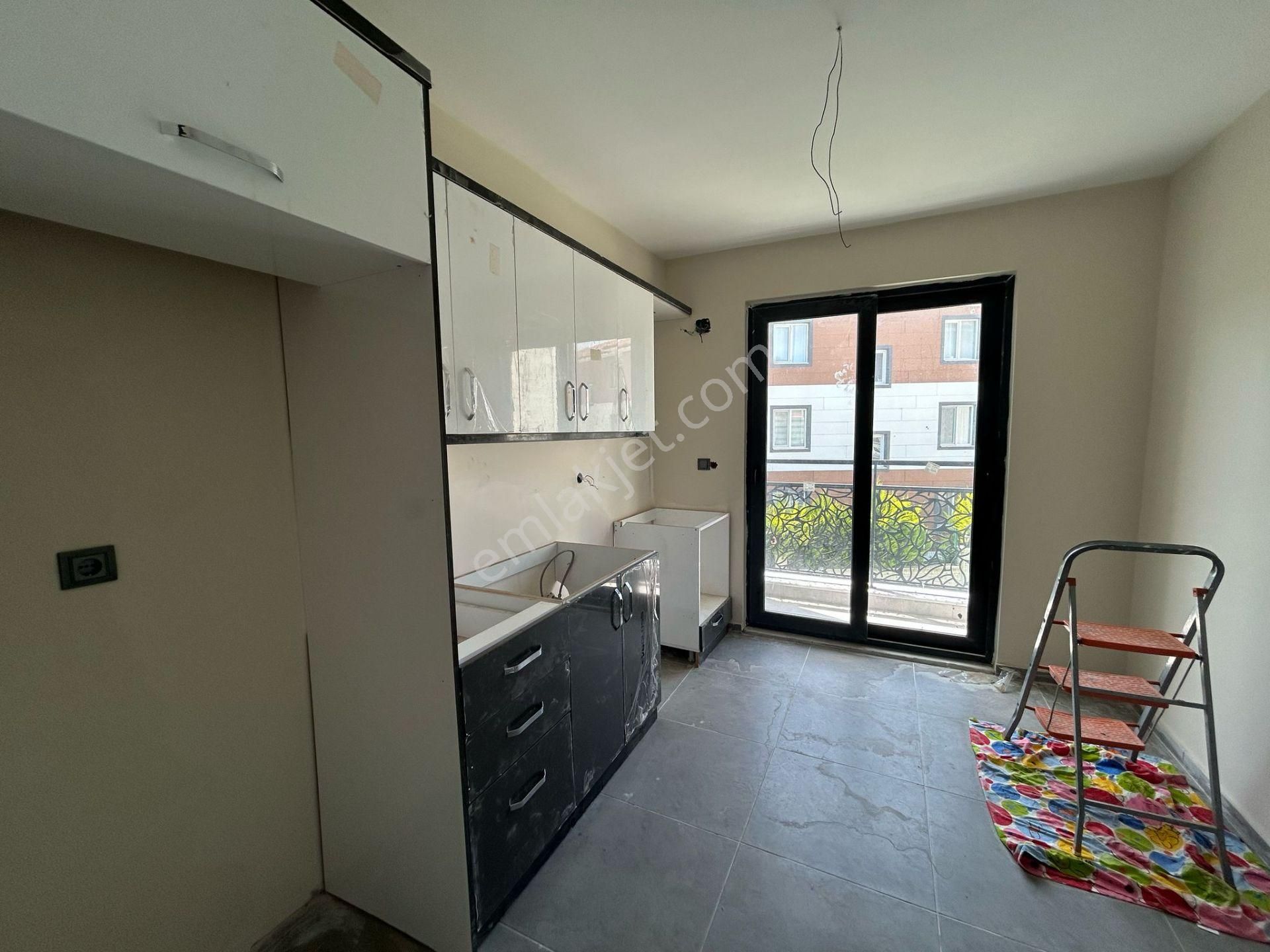 Dalaman Altıntas Mahallesinde Havuzlu Sitede 110 M2 2+1 Satılık Daire - Görsel 3