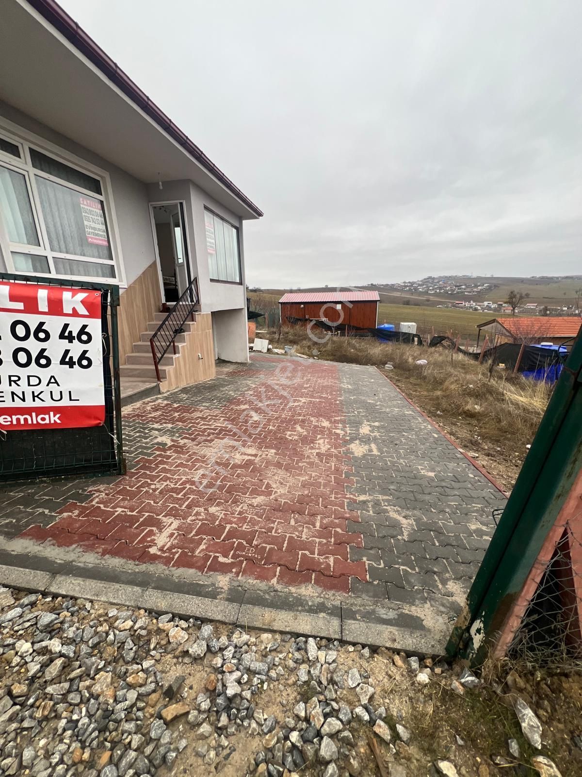 Bağlum Çalsekide Full Eşyalı Elektrik Su Mevcut 3+1! - Görsel 21