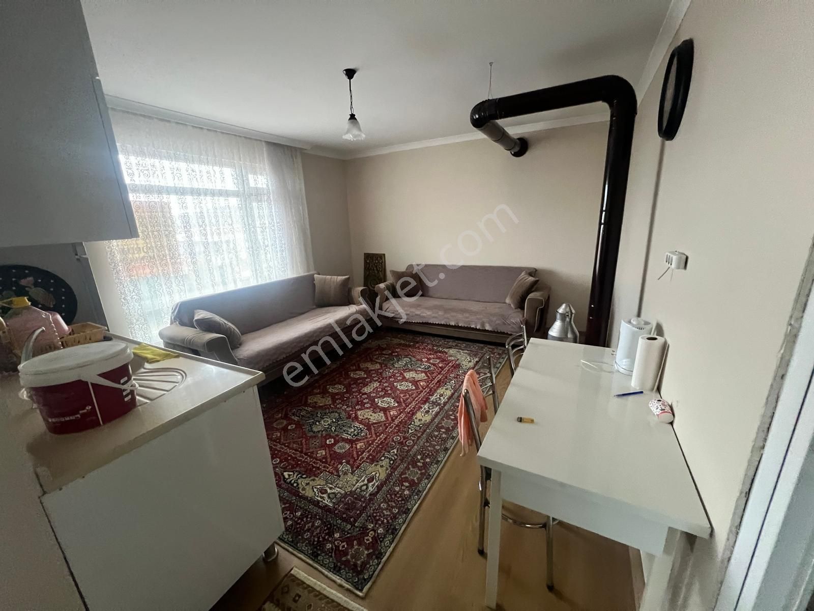 Bağlum Çalsekide Full Eşyalı Elektrik Su Mevcut 3+1!