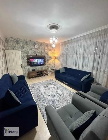 Ambarlı Deniz Köşklerde İçi Yapılı Yatırımlık 2+1 Yüksek Giriş
