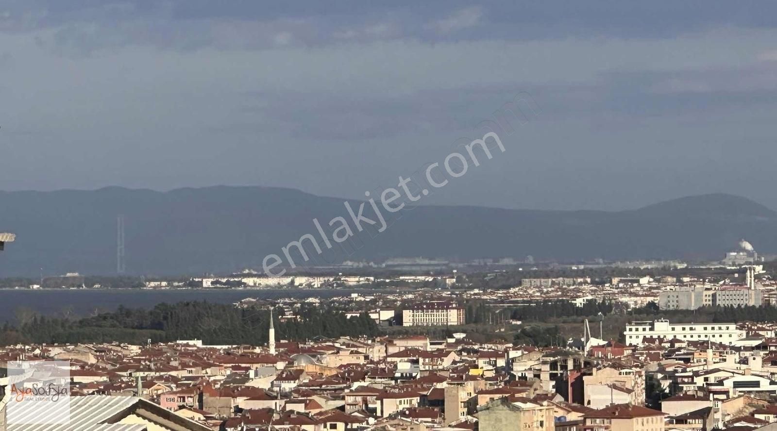Yalova Merkez Kazım Karabekir 450m2 Satılık Müstakil 11+1 Villa - Görsel 23