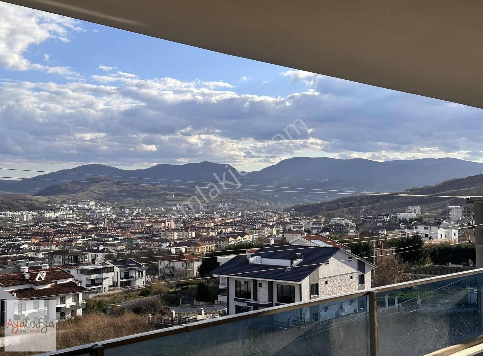 Yalova Merkez Kazım Karabekir 450m2 Satılık Müstakil 11+1 Villa - Görsel 19