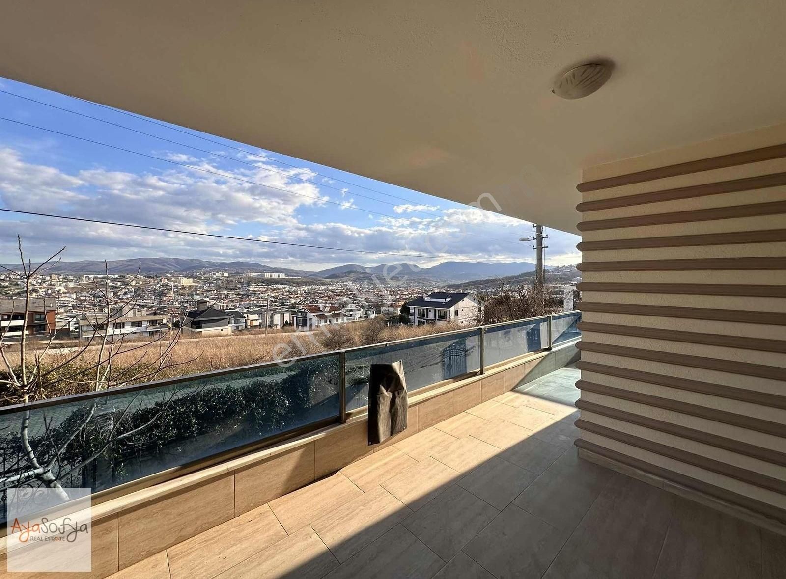 Yalova Merkez Kazım Karabekir 450m2 Satılık Müstakil 11+1 Villa - Görsel 22