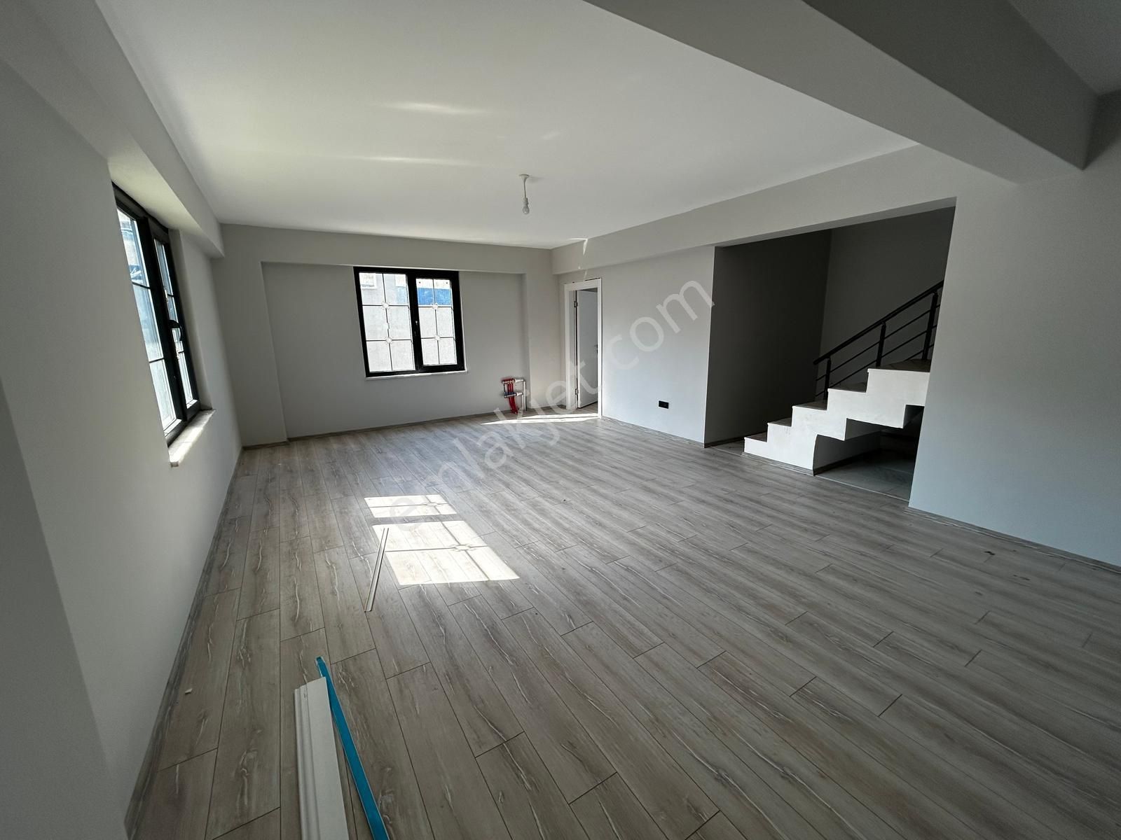 Turyap'tan Çiftlikköy M.akifte Deniz Manzaralı Dubleks Daire - Görsel 19