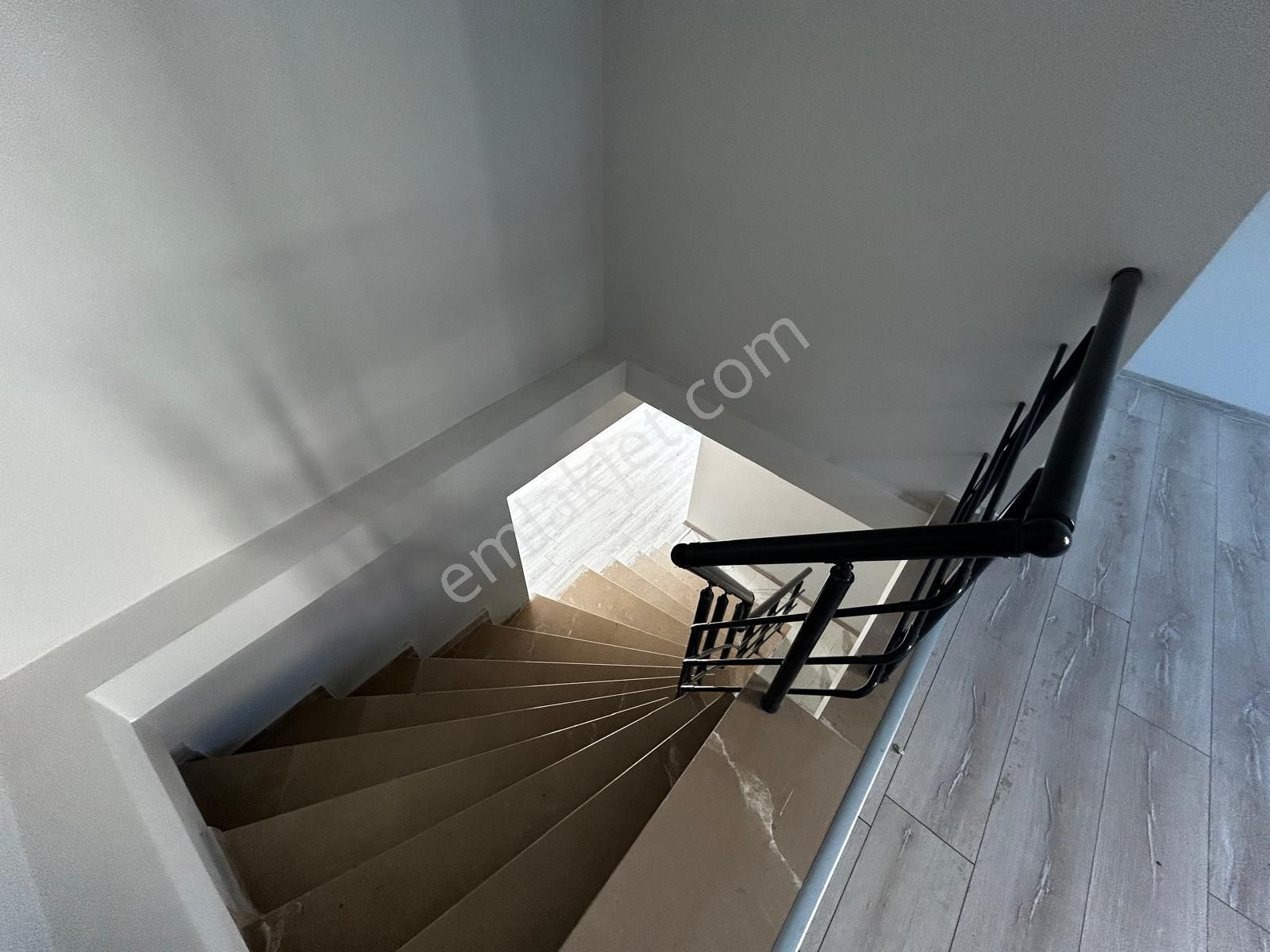 Turyap'tan Çiftlikköy M.akifte Deniz Manzaralı Dubleks Daire - Görsel 17