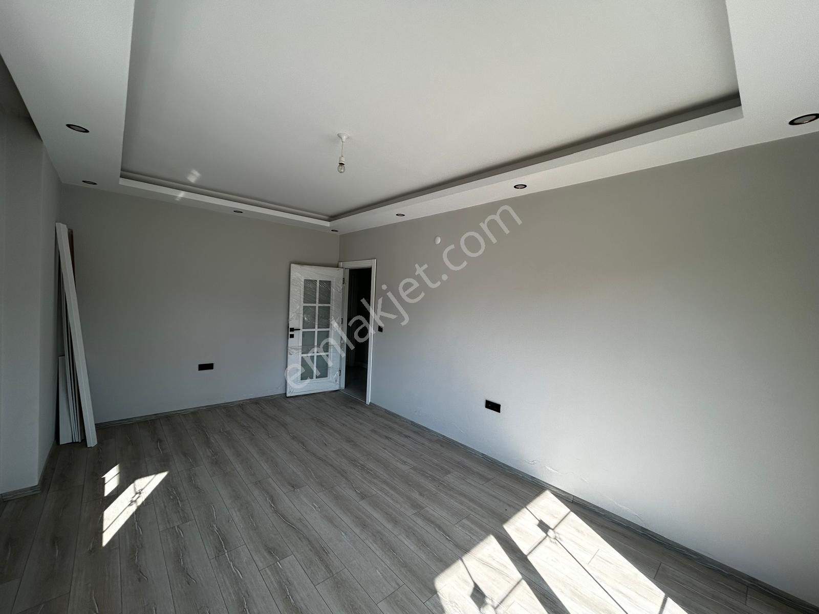 Turyap'tan Çiftlikköy M.akifte Deniz Manzaralı Dubleks Daire - Görsel 9