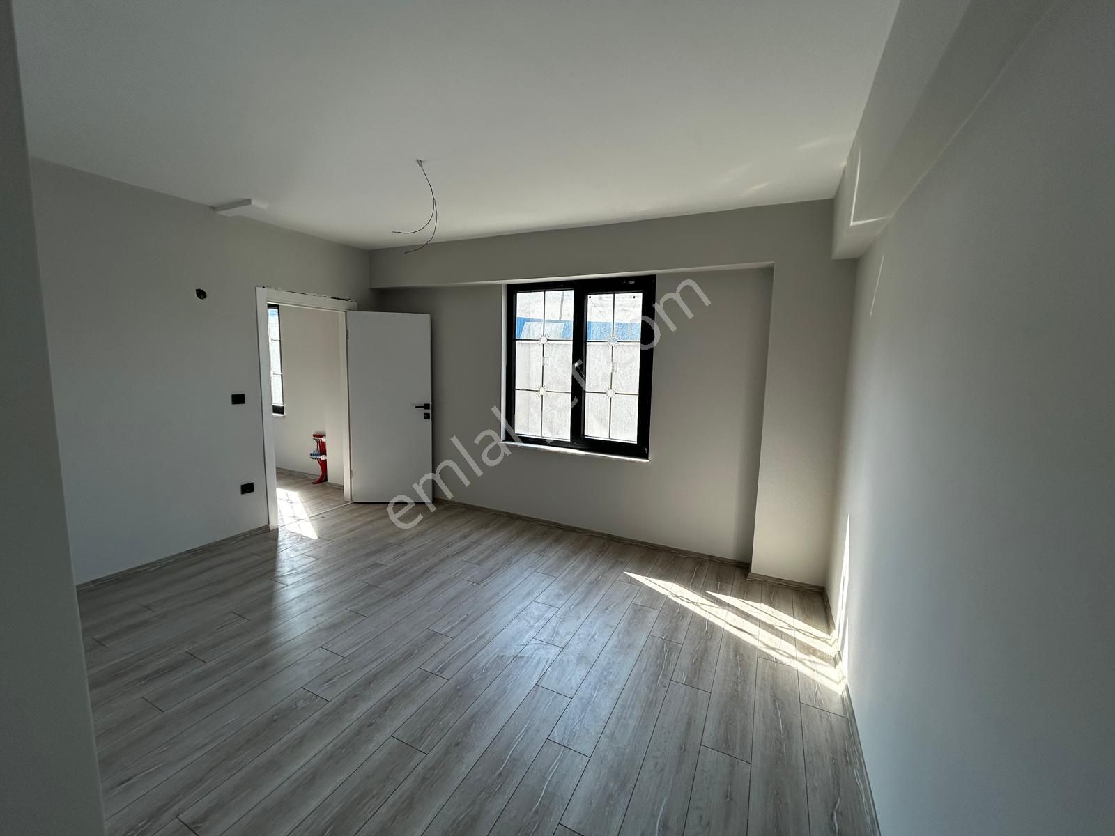 Turyap'tan Çiftlikköy M.akifte Deniz Manzaralı Dubleks Daire - Görsel 11