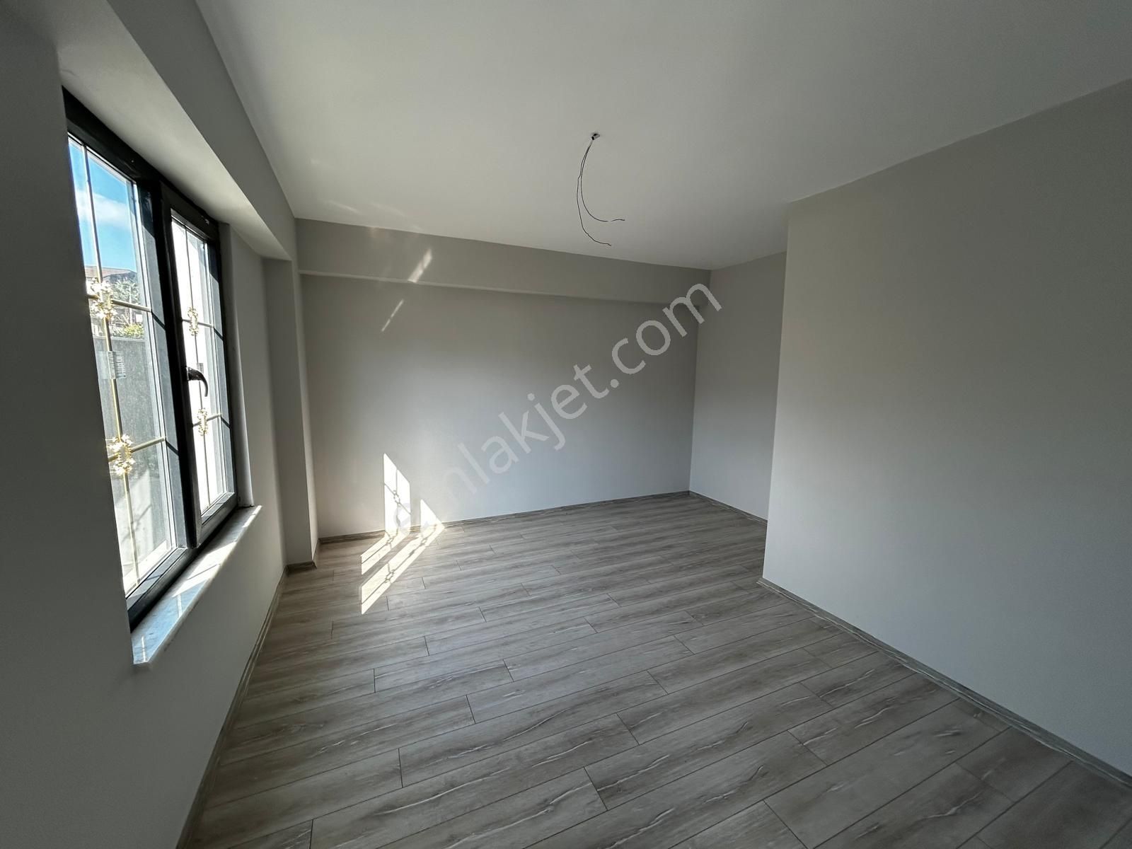 Turyap'tan Çiftlikköy M.akifte Deniz Manzaralı Dubleks Daire - Görsel 10