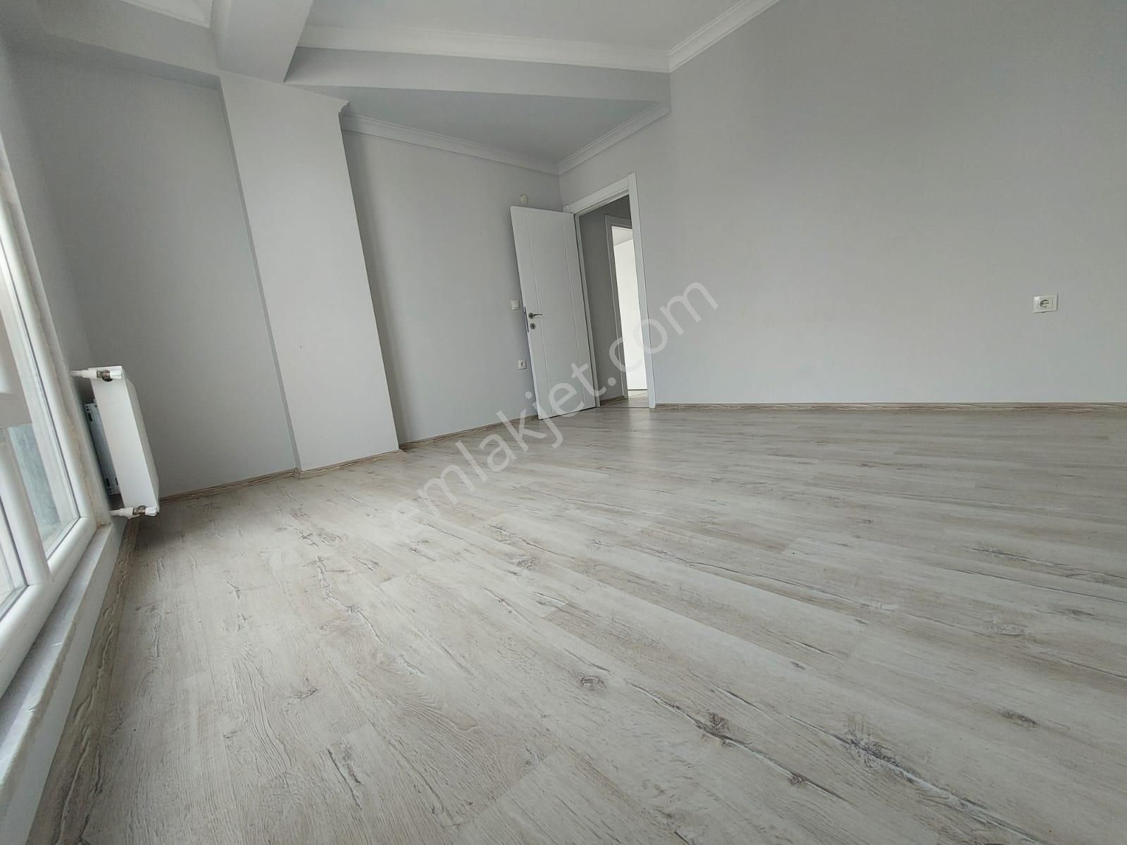 Aşağı Dudullu/satılık 2+1/ara Kat/tek Daire Üzerine/yeni Bina - Görsel 12