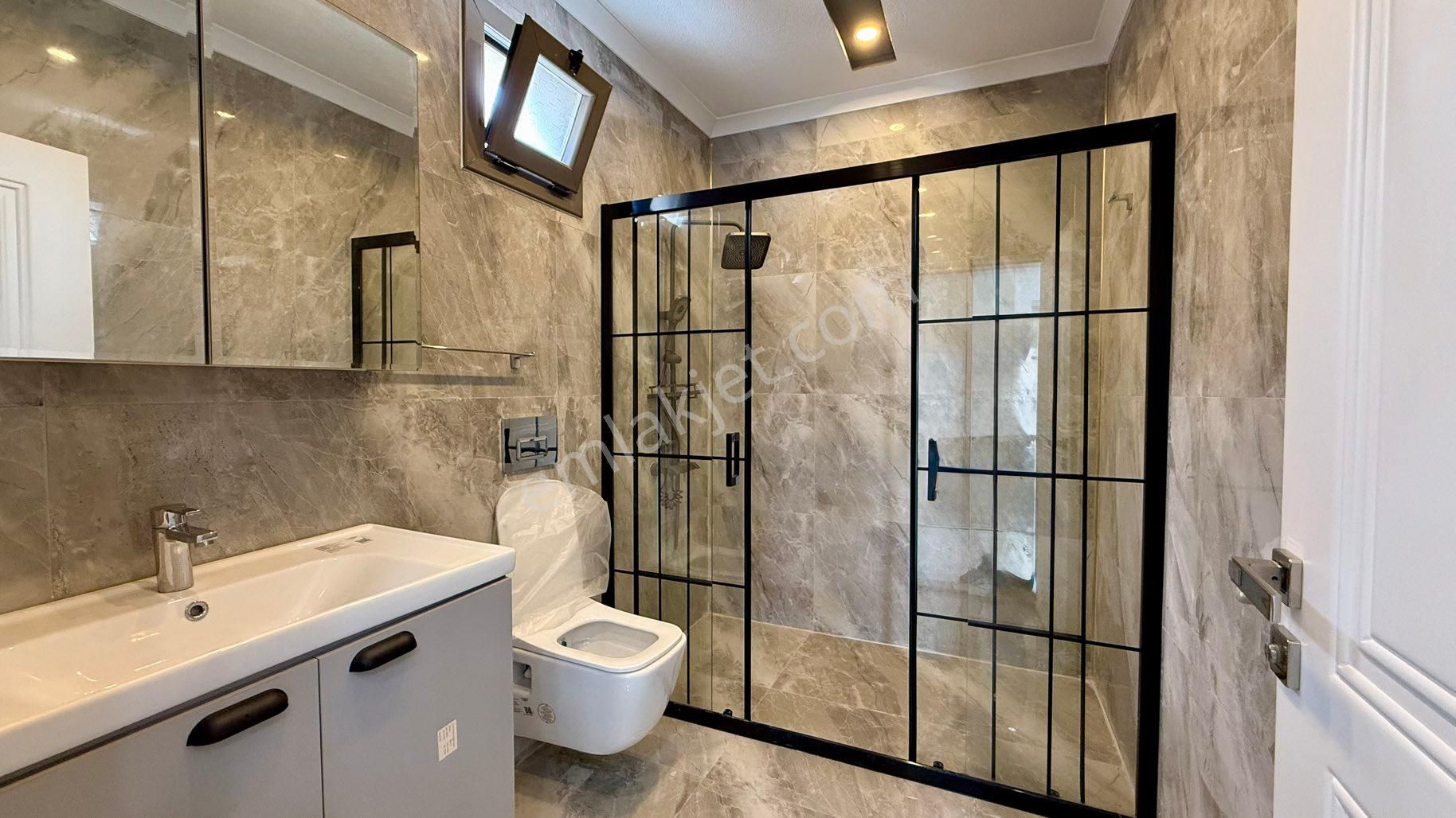 Sağturda Denize Yakın 3+1 Sıfır Villa - Görsel 13