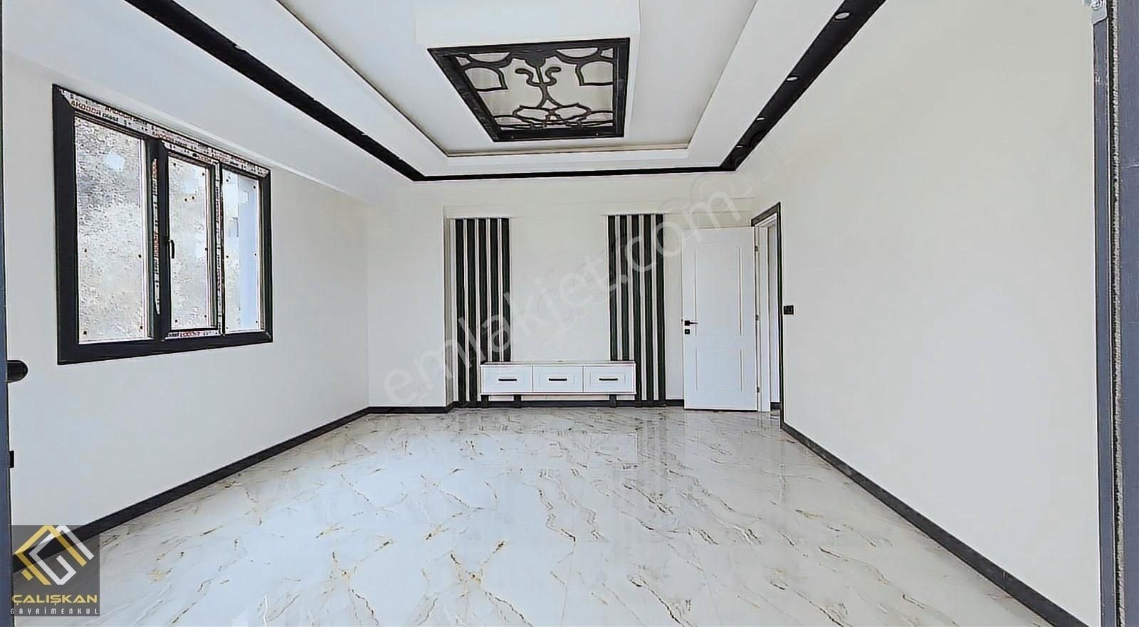 Çalışkandan Şemiklerde 140 Metrekare 3+1 Ebeveyn Banyolu Daire