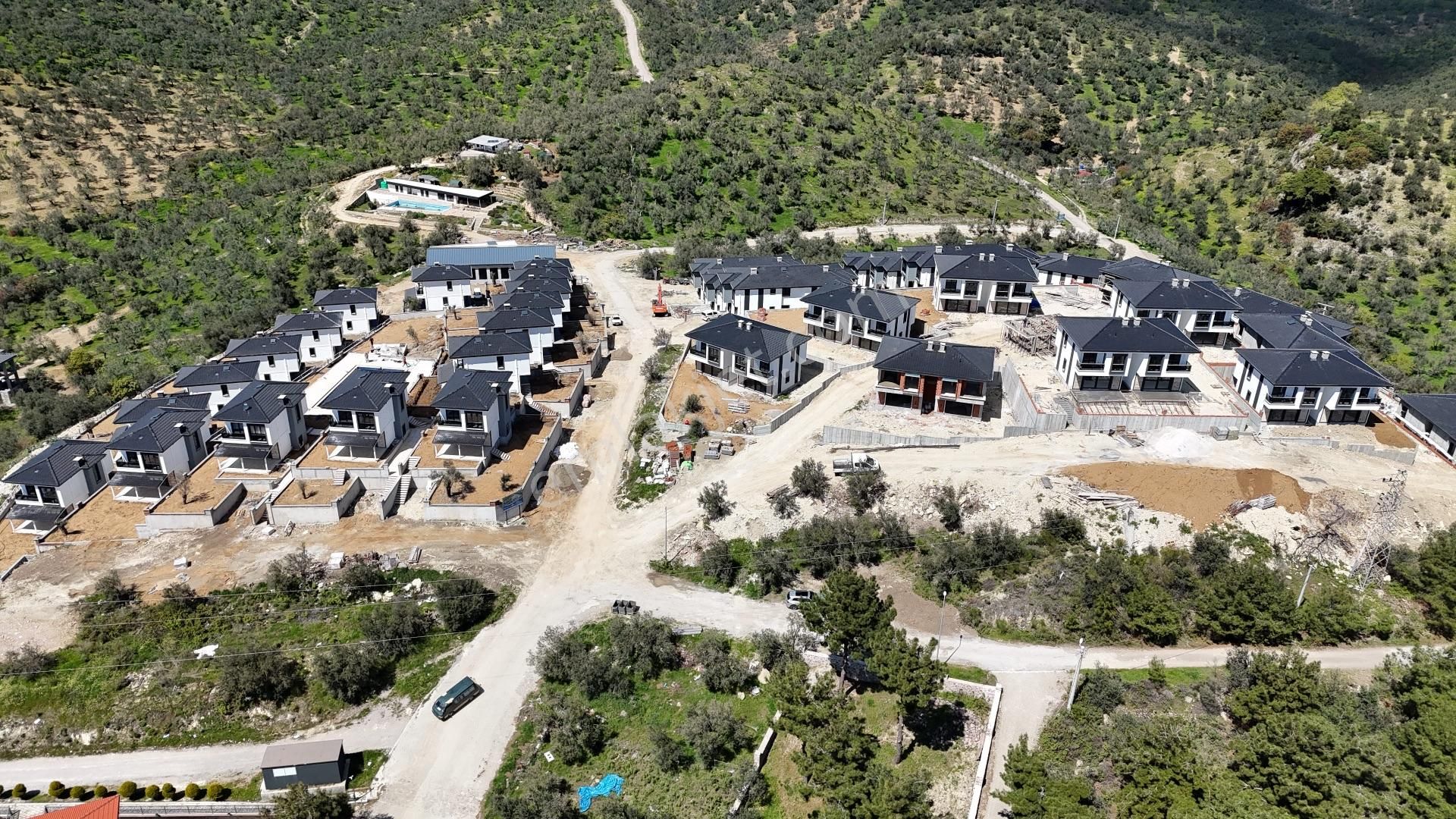 Küçükkuyu'da Ful Deniz Manzaralı Havuzlu Villa - Görsel 5