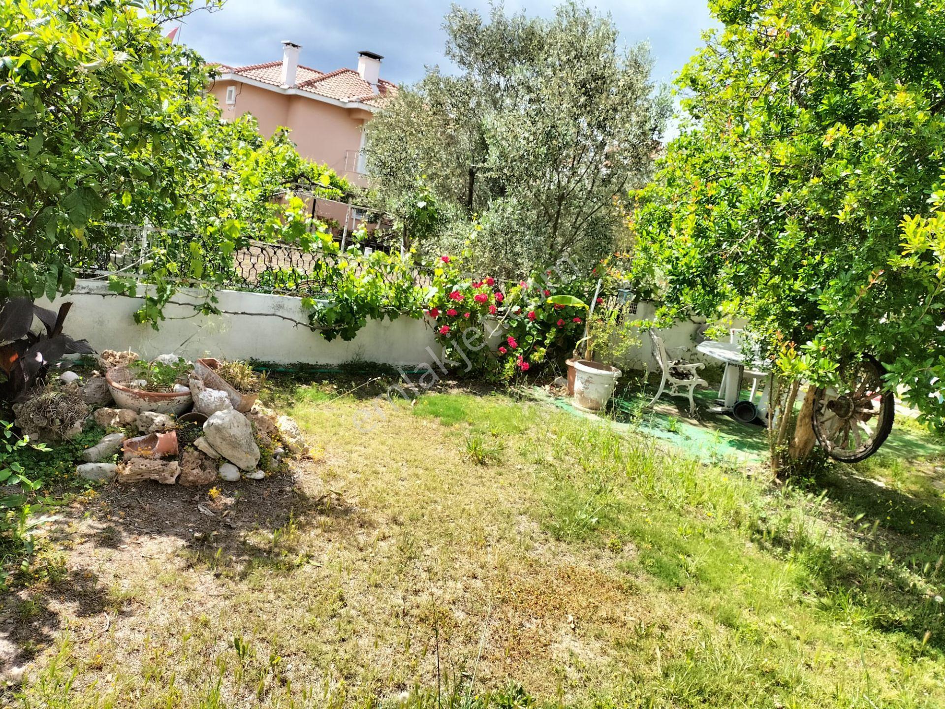 Alaçatı'da Satılık Bahçeli Dubleks Villa - Görsel 13