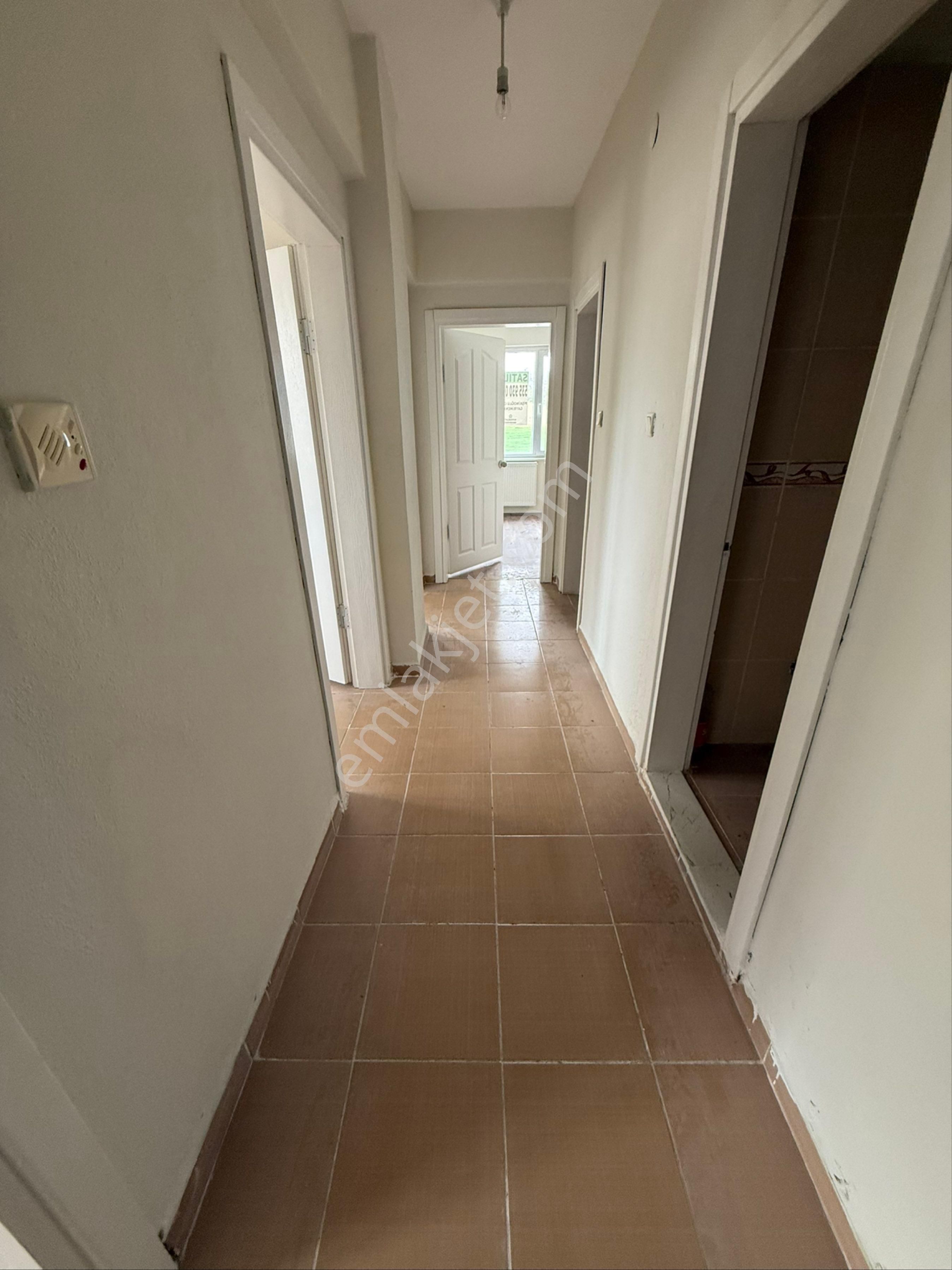 Kızılpınar Da Satılık 2+1 Ön Cephe İskanlı Daire