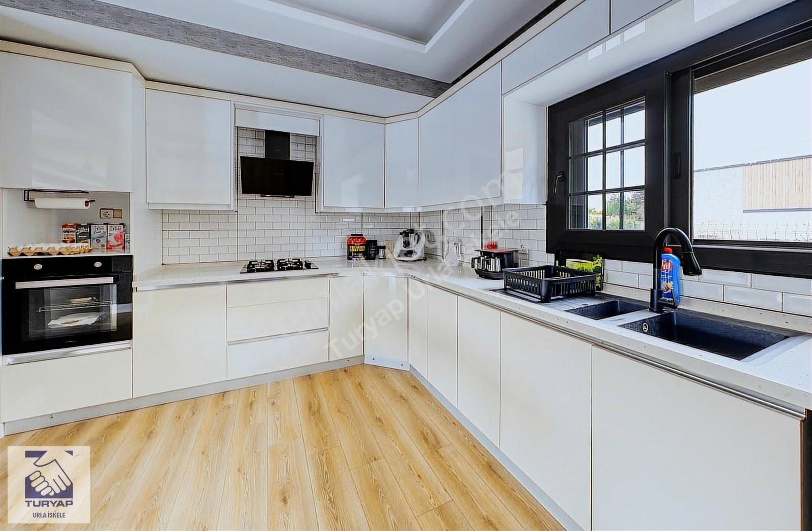 Kuşçular'da Site İçersinde Havuzlu Tam Müstakil Villa - Görsel 12