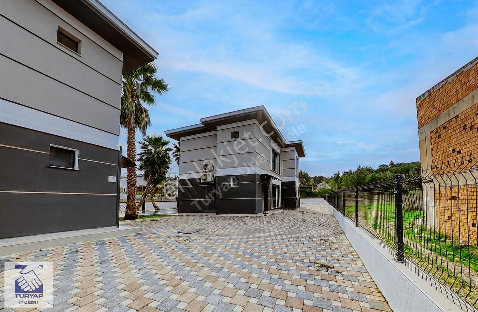 Kuşçular'da Site İçersinde Havuzlu Tam Müstakil Villa - Görsel 7