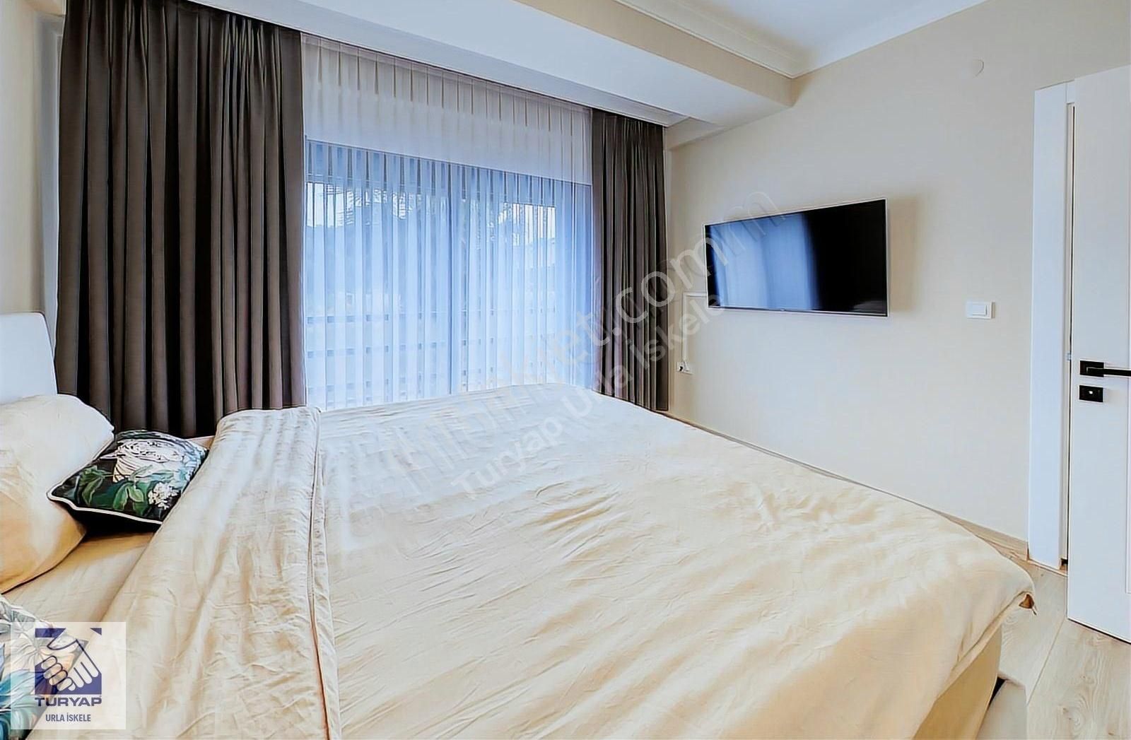 Kuşçular'da Site İçersinde Havuzlu Tam Müstakil Villa - Görsel 14