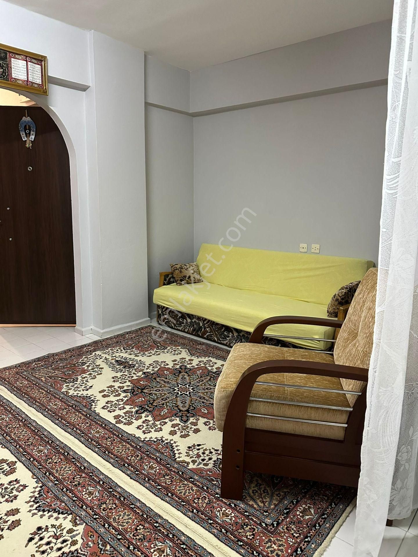 Küçük Kumlada 2+1 Eşyalı Satılık Daire - Görsel 5