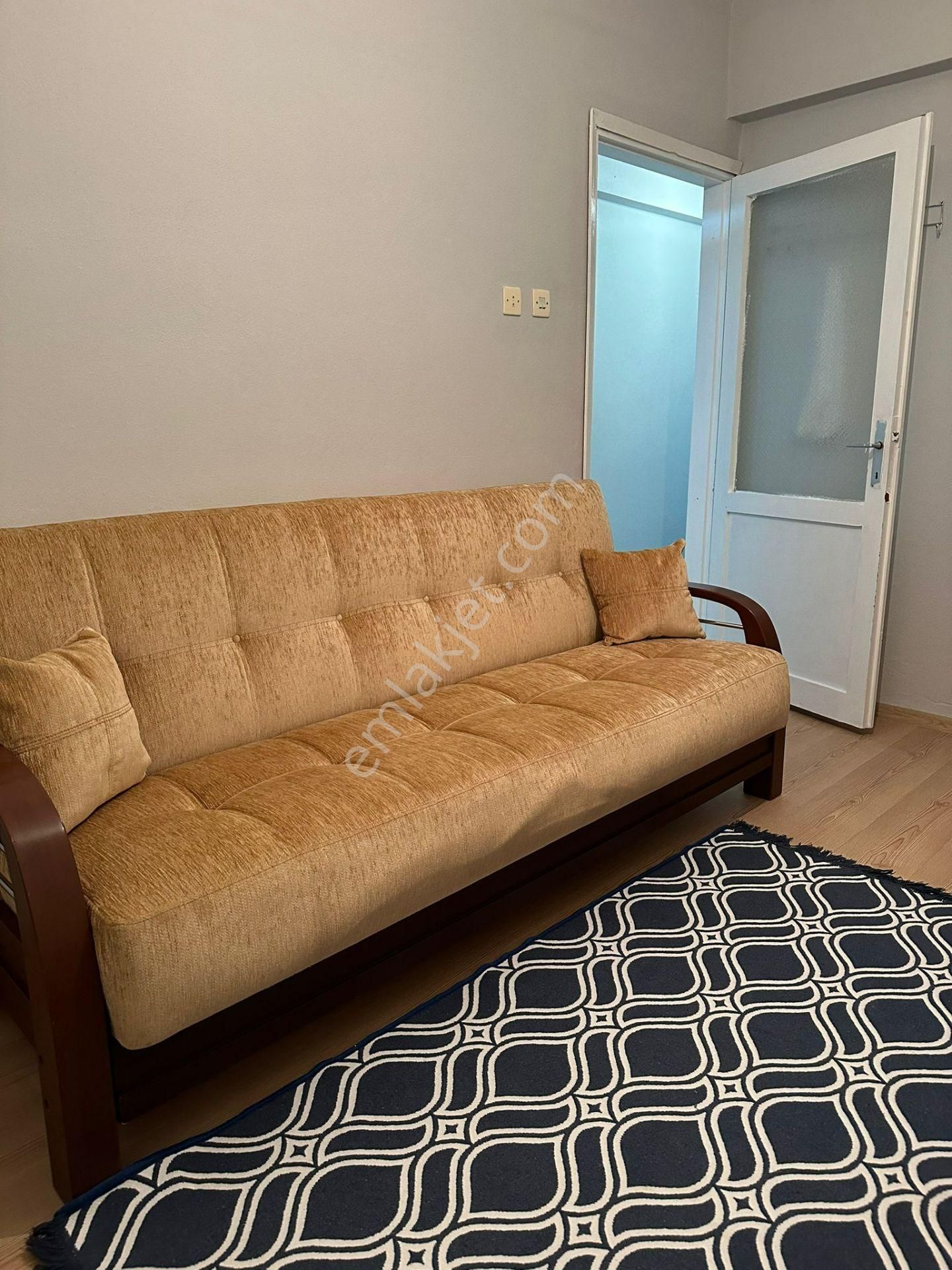 Küçük Kumlada 2+1 Eşyalı Satılık Daire - Görsel 12