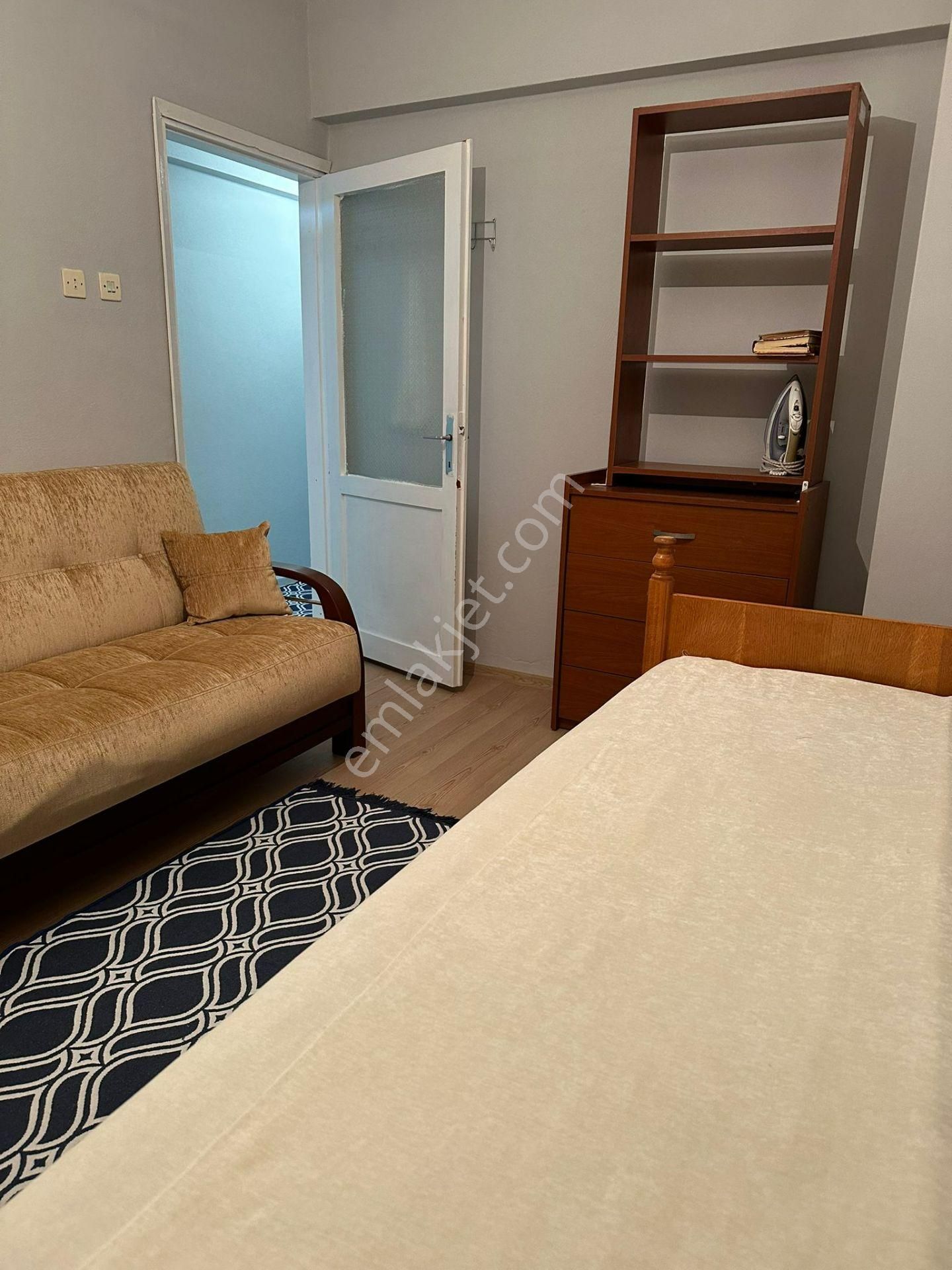 Küçük Kumlada 2+1 Eşyalı Satılık Daire - Görsel 11