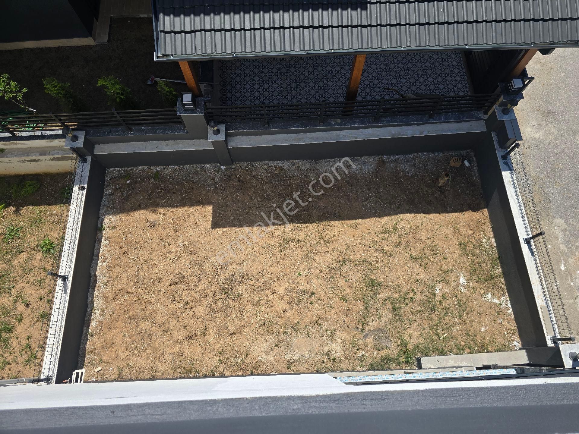 İzmir Seferihisar Ürkmez Payamlı Da Satılık 3+1 Yzlık Villa Büyük Bahçeli Denize Yürüme Mesafesinde - Görsel 8