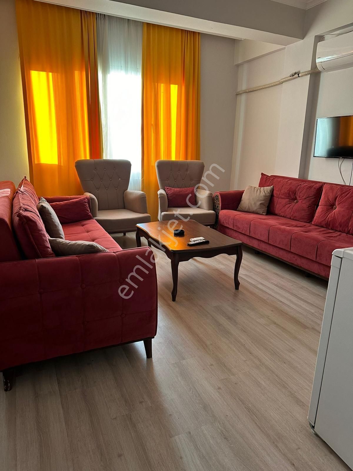 Merkezde Sahile 1.dk. Mesafe Hasarsız Raporlu 7/24 Konaklama Orjinal Fotograf.
