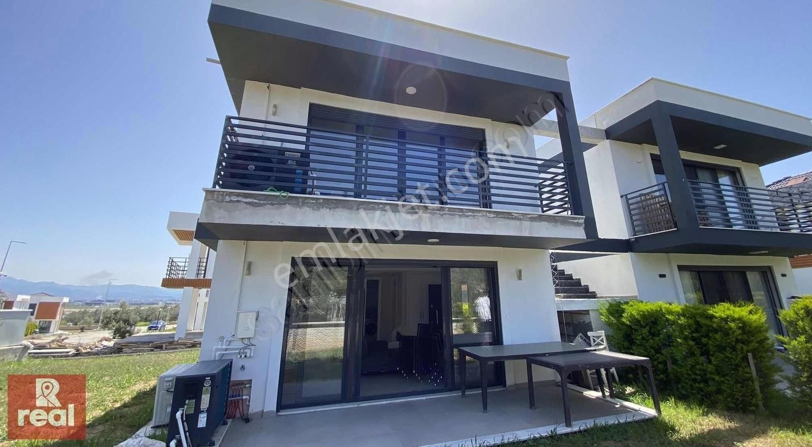 Gömeç'te Villa Tadında Bahçeli 1+1 Daire