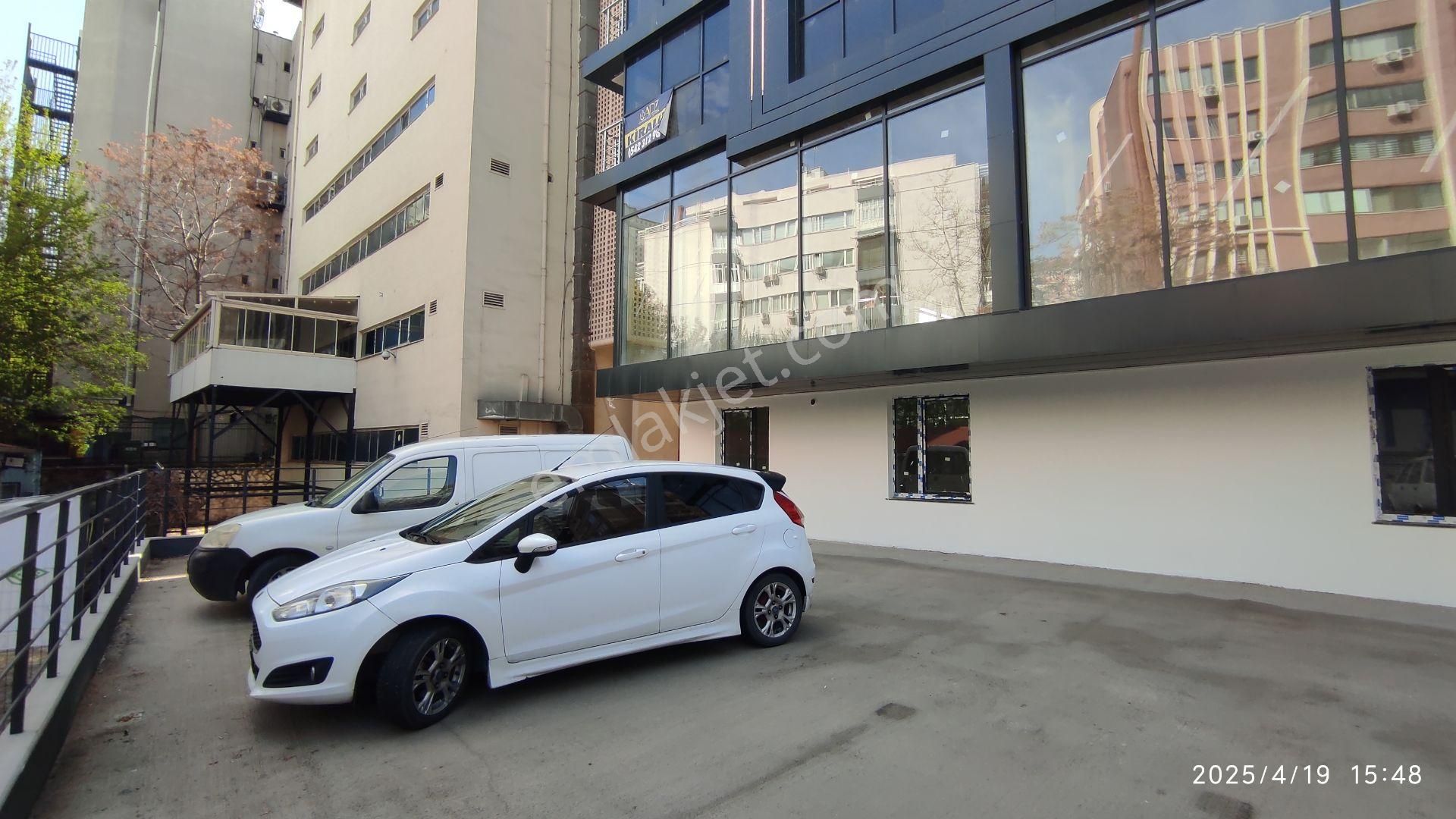 Atatürk Bulvarında 1+1 Lüks Daire/1+1 Lux.apart. On Atatürk Blv. - Görsel 7