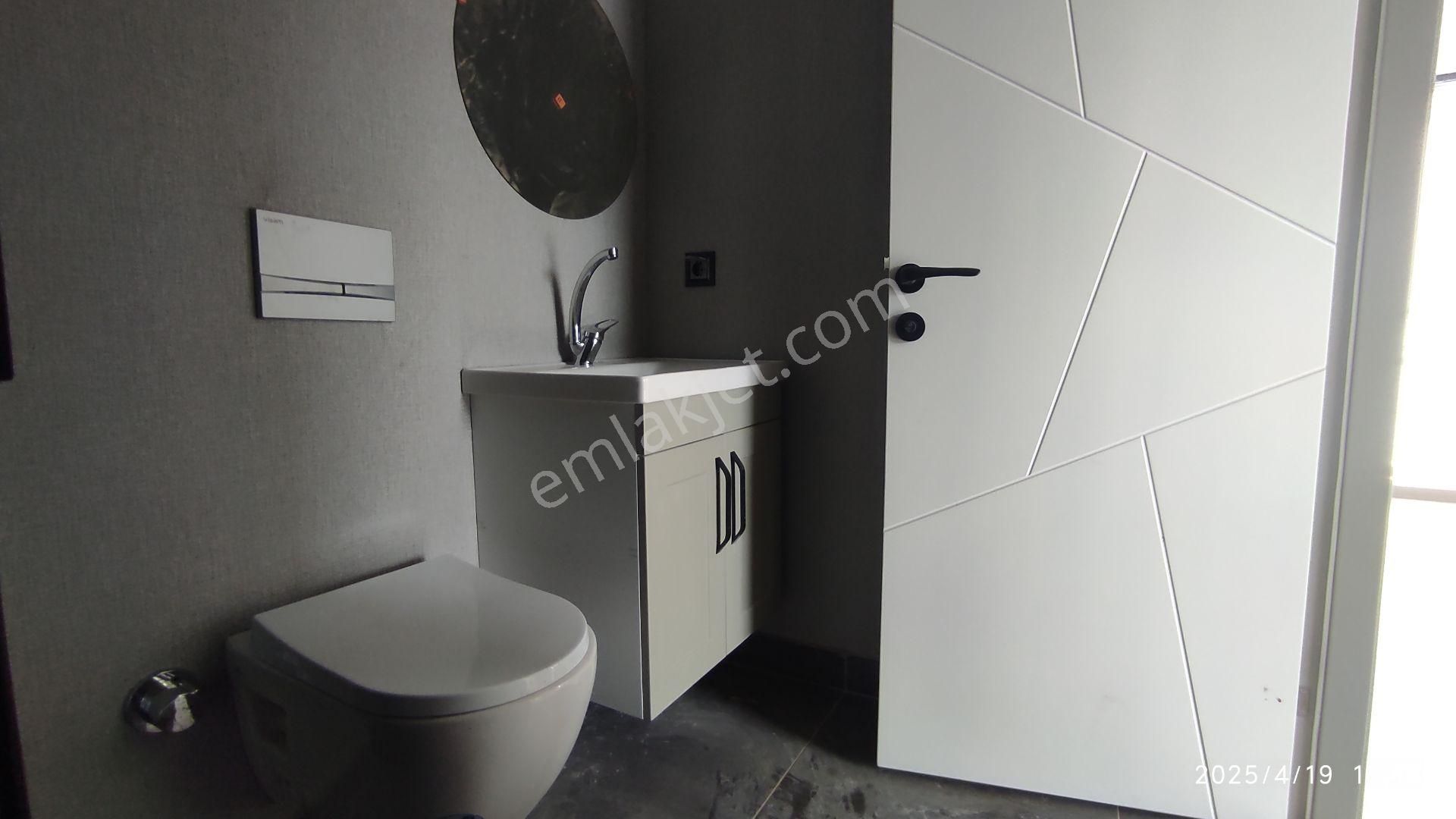 Atatürk Bulvarında 1+1 Lüks Daire/1+1 Lux.apart. On Atatürk Blv. - Görsel 34