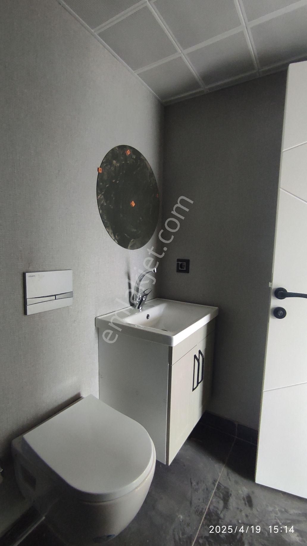 Atatürk Bulvarında 1+1 Lüks Daire/1+1 Lux.apart. On Atatürk Blv. - Görsel 32