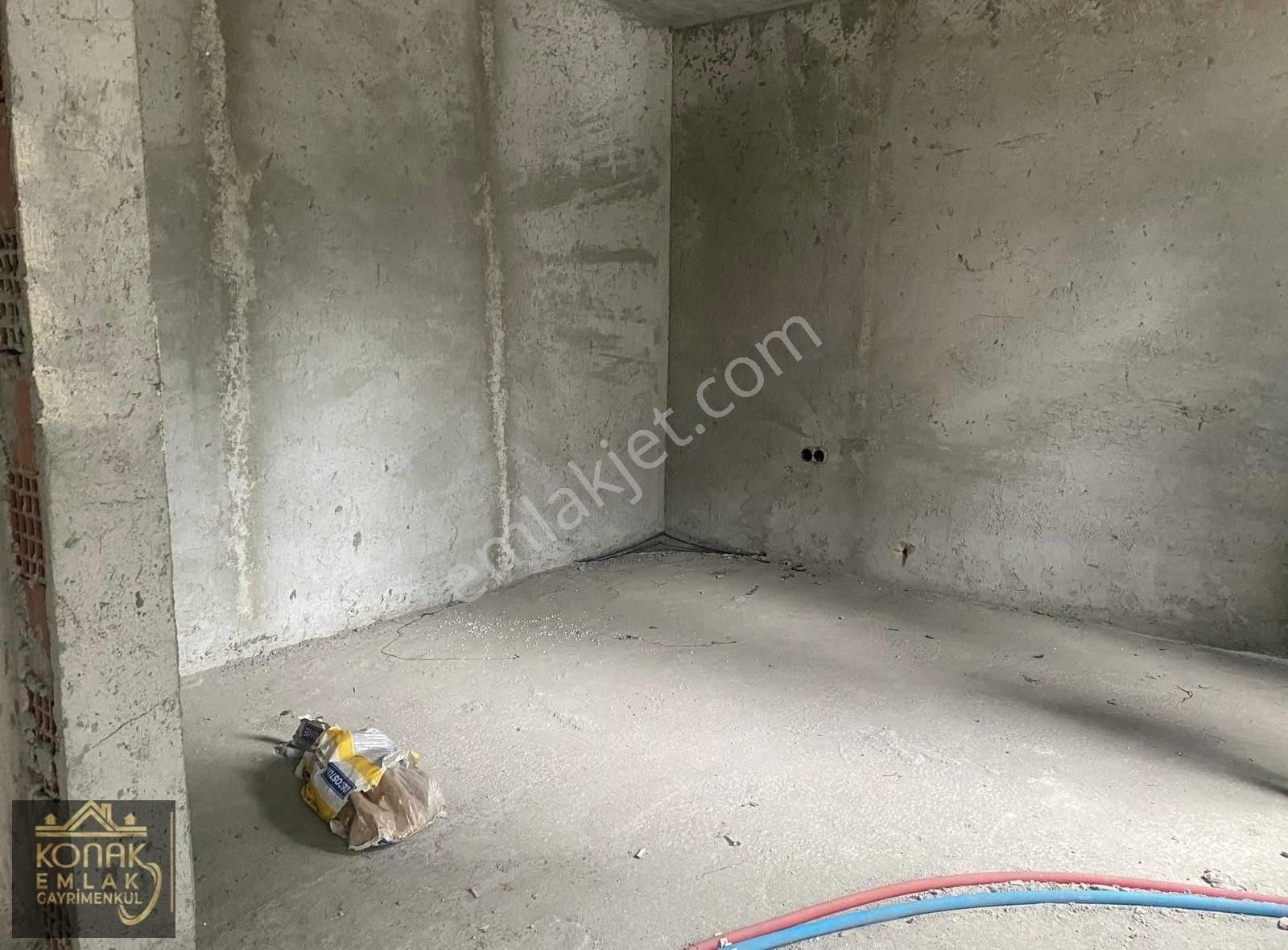 Bahcesehir Bogazköyde Satılık Natamam Köşe Villa - Görsel 26