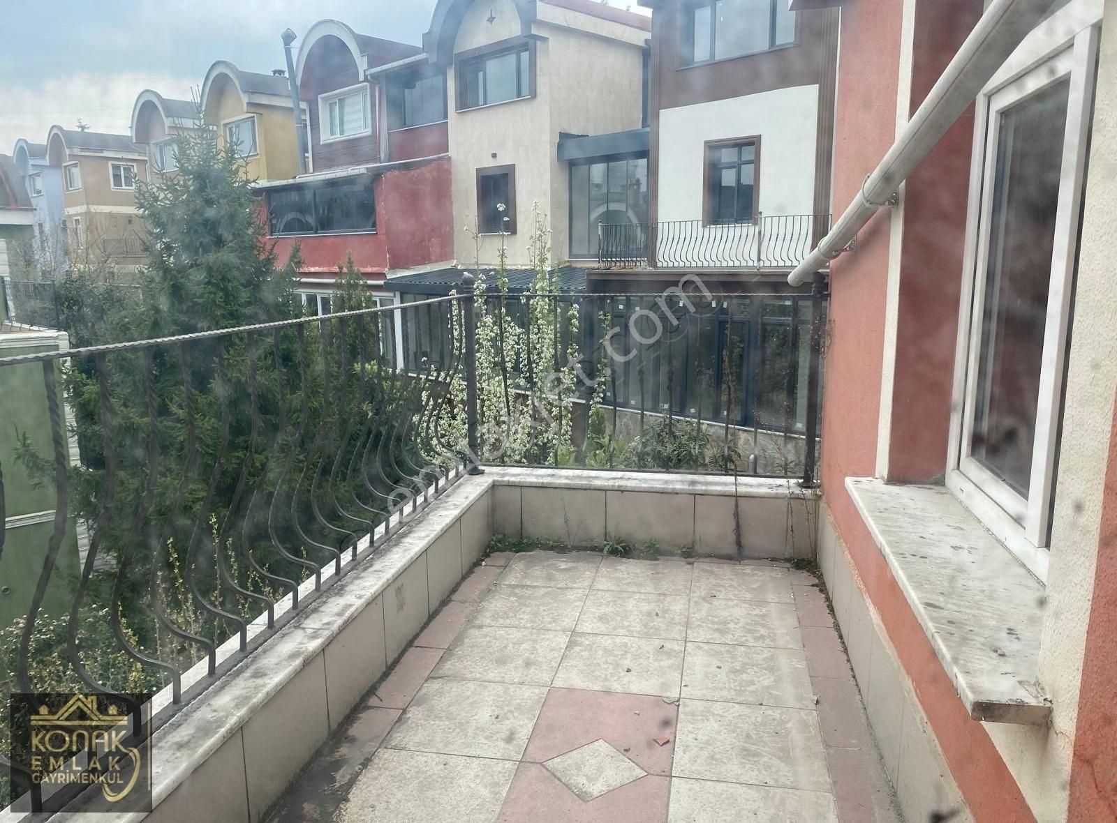 Bahcesehir Bogazköyde Satılık Natamam Köşe Villa - Görsel 30
