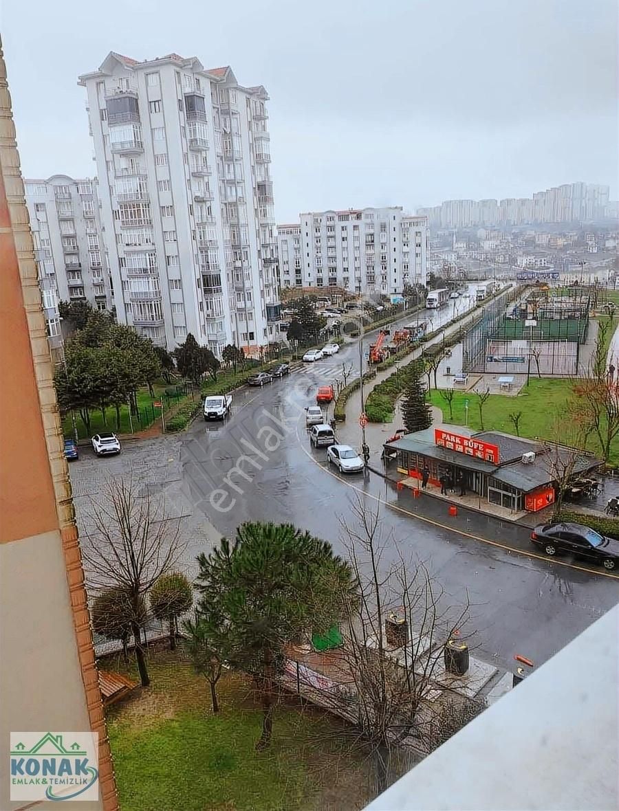 Bahçeşehir Boğazköy De 9 Yıllık Bina Satılık 3+1 - Görsel 11